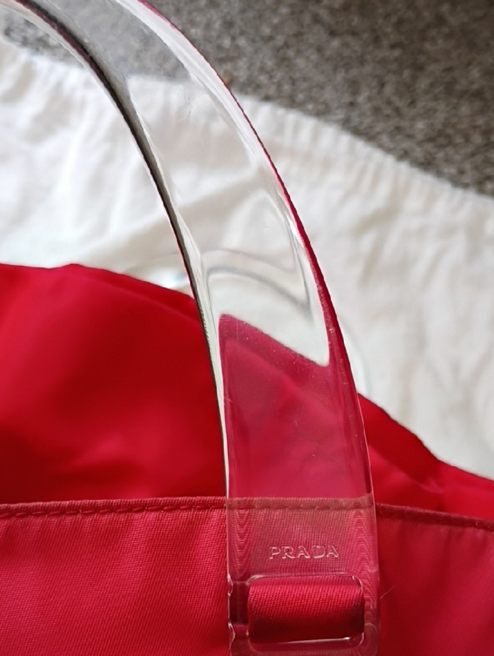Authentic Vintage Red Prada Tessuto City Tote With Dust Bag and Auth Card. - Picture 11 of 15